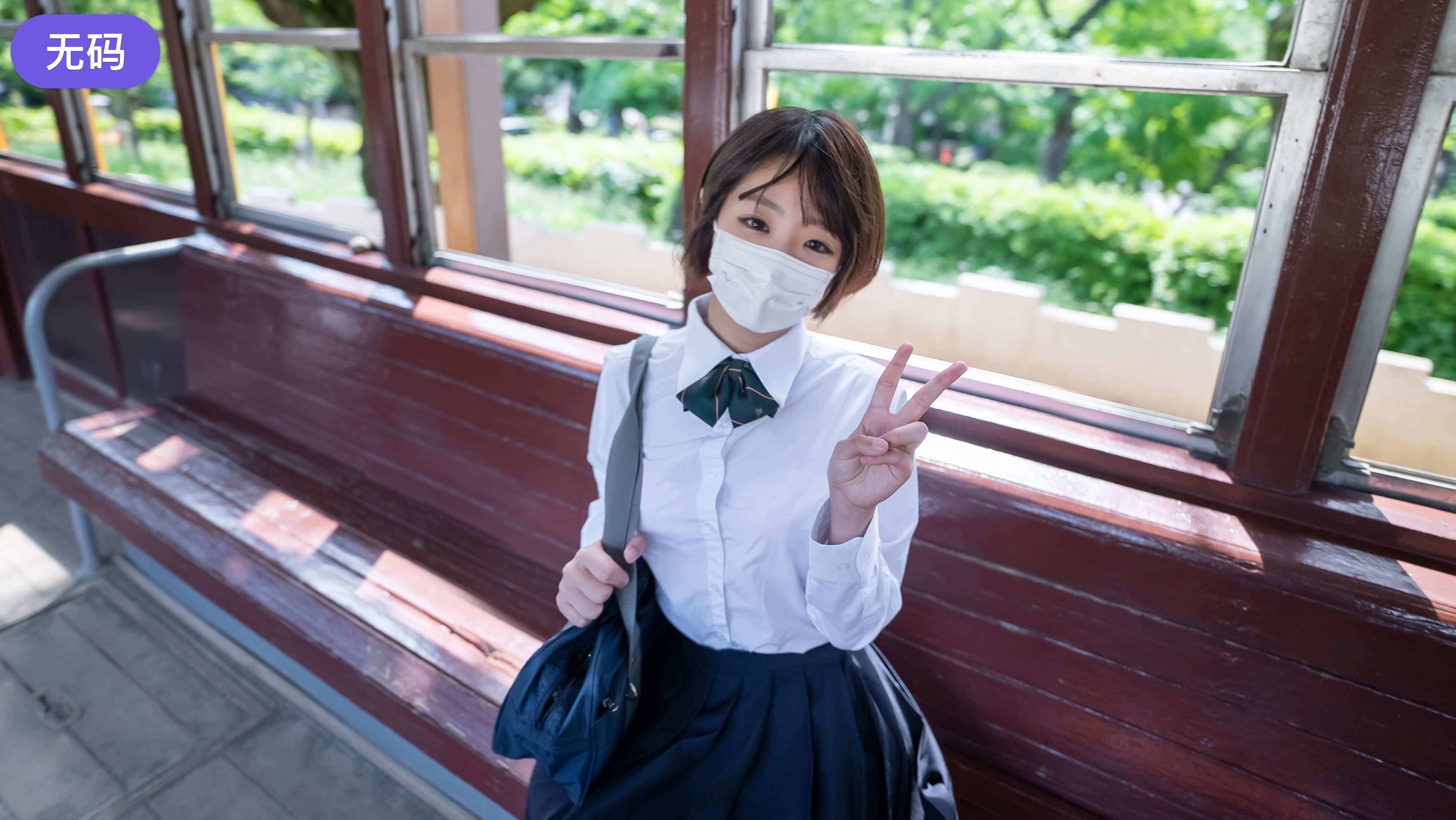 FC2-2952815 初撮影！！シネマ画風！僕は遂に禁断の年齢の女子生徒に···ほぼ処女の訳あり美◯女の幼少体