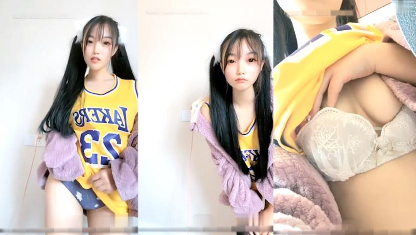 小樱子双马尾萝莉女友